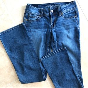 AMERICAN EAGLE Kick Boot Jeans Size 0 Regular